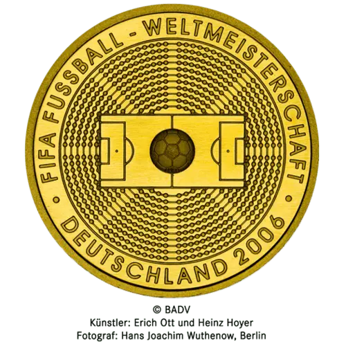 Vorderseite Goldmünze 1/2 Unze 100 Euro Deutschland 2005 FIFA WM Deutschland, der Hersteller Div. dt. Prägeanstalten